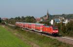 146 230-8 am 25. September 2011 mit der RB 26567 (Offenburg - Neuenburg(Baden)) [Sonderleistung] bei Teningen. Die ersten beiden Wagen wurden vom RNV geliehen.