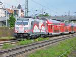 Am 29.Mai 2010 erreicht 146 227 mit einem RE nach Mosbach-Neckarelz den Bahnhof Esslingen Hbf.