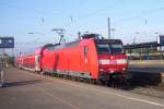 146 021-1 zieht den Westfalen-Express (RE6) auf dem weg nach Dsseldorf in Hamm(Westf) ein.