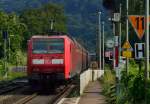 Die 146 027 schiebt einen RE5 nach Koblenz durch den Hp Namedy.