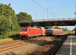 RE5 nach Emmerich bei der Durchfahrt in Langenfeld-Berghausen.