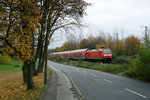 Zwischen Köln-Mülheim und Leverkusen Mitte, genauer im Bereich der Kölner  Bruder-Klaus-Siedlung   konnte man an dieser (in meinen Augen) schönen Fotostelle den Regional- und