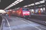 Am 09.02.205 stand 146 016-1 im Aachener Hbf zur Abfahrt Richtung Hamm(Westf) mit dem RE1  NRW-Express  bereit.