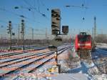 ... und einfach mal ein paar Tage den Pantographen unten lassen. Wie 146 027-8 in Hamm (Westf.) im Dez. 2008.