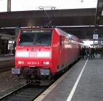 146 022-9 schiebt den NRW-express nach Aachen, hier in Dsseldorf Hbf am 28.01.2007