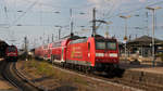 146 114-4 schiebt gerade ihre RB in den Bahnhof Offenburg. Abgelichtet am 24. Juli 2018. 