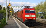 152 059-2  DB kommt mit einem Audi-VW-Skoda-Zug aus Osnabrück nach Kortenberg-Goederen(B) und kommt aus Richtung Mönchengladbach-Hbf,Rheydt-Hbf,Wickrath,Beckrath,Herrath und fährt durch Erkelenz in Richtung Baal,Hückelhoven-Baal,Brachelen,Lindern,Süggerrath,Geilenkirchen,Frelenberg,Zweibrüggen,Übach-Palenberg,Rimburg,Finkenrath,Hofstadt,Herzogenrath, Kohlscheid,Richterich,Laurensberg,Aachen-West. 
Aufgenommen vom Bahnsteig 1 in Erkelenz. 
Bei schönem Sonnenschein am Nachmittag vom 10.4.2017.