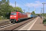 Containerzug mit 152 128-5 DB durchfährt den Bahnhof Uelzen auf Gleis 101 Richtung Hannover.