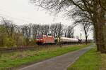 DB Cargo 152 090-7 mit gemischtem Güterzug EZ 51271 Hagen-Vorhalle Vof - Maschen Rbf (bei Lembruch, 27.03.2024).