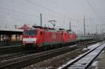 BR 189 082 mit der BR 152 050 im Schlepp am 17.11.07