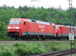 152 096 fhrt mit 189 040 die Gubahn in Richtung Bblingen nahe sterfeld. (03.06.2008)