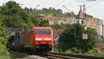 152 108-7 mit einem KLV am Kirchbergtunnel in Istein am 14.8.08