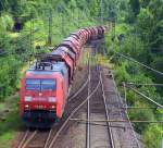 152 080-8 mit einem Gterzug aus Warburg(Westf) kommend hier bei Altenbeken.