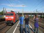 Alle Objektive auf die BR 152 133 gerichtet, Hamburg-Harburg,29.08.2009