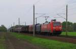 152 044-4 mit einem gemischten Gterzug durch Lpten. Dieser Ort befindet sich zwischen Knig Wusterhausen und Brandt/Niederlausitz. 01.05.2010