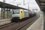 Hier durchfhrt eine Lok der Baureihe 152 von ITL den Bahnhof Wittenberge am 28.5.13. Da die Lok eine kurve durch den Bahnhof fhrt ist sie leider leicht schrg.