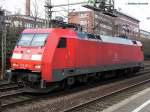 von der sonne geblendet,fuhr 152 107-9 lz durch hh-harburg am 04.02.14