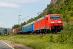 152 072-5 mit einem gemischten Güterzug am 17.07.2014 in Erpel. Gruß an den Tf! 
