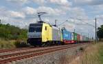 152 197 zog am 10.08.14 einen langen Containerzug durch Greppin Richtung Dessau.