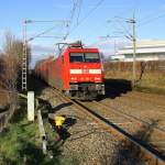 152 125-1 DB kommt die Kohlscheider-Rampe hoch aus Richtung Neuss,Herzogenrath mit einem langen Kohlenleerzug aus Bernburg nach Gent-Zeehaven(B) und fährt durch Kohlscheid in Richtung Richterich,Laurensberg,Aachen-West. Aufgenommen von Bahnsteig 2 in Kohlscheid. 
Bei Schönem Sonnenschein am Kalten Nachmittag vom 12.2.2016.