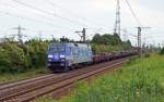 152 135 zog am 23.08.11 einen Stahlzug durch Ahlten Richtung Hannover.