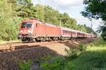 182 021-6 mit dem IRE 4272  Berlin-Hamburg-Express  von Berlin Ostbahnhof nach Hamburg Hbf, bei Friesack am 29.07.2017.