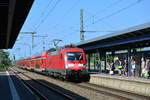 182 020 zieht den RE1 in den Brandenburger Hbf.