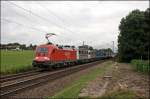 182 010 (9181 182 010-9 D-DB) ist mit dem TEC 42175, Bremen Golland - Verona Quadrante Europa, bei Vogl auf dem Weg zum Brenner.