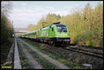 ES64U2-005 ist die Standard Lok für den Flix Train zwischen Köln und Hamburg.