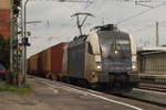 182 522 am 10.09.2014 mit einem Containerzug in Eichenberg.