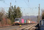 242 532 mit dem DGS 42675 (Neuss Gbf-Frenkendorf-Füllinsdorf) in Denzlingen 13.2.19