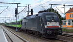 Flixtrain mit der MRCE Dispolok   ES 64 U2-095  [NVR-Nummer: 91 80 6182 595-9 D-DISPO] und Wagengarnitur am 29.09.22 Durchfahrt Bahnhof Golm.