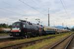 ES 64 U2 - 012 / 182 512 mit dem TEE von Prtschach nach Berlin beim Halt in Freilassing.