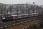 MRCE Dispolok/TXL ES 64 U2-097 zieht am 4.1.13 einen ODEG Ersatzzug durch Berlin-Westhafen.