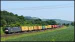 182 565 von boxxpress mit Containerzug am 10.07.13 bei Harrbach