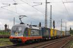 Hectorrail 242.502  Zurg  am 30.5.13 mit einem KLV nach Ehrang in Duisburg-Bissingheim.