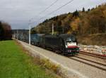 Die ES 64 U2-097 mit einem KLV-Zug am 10.11.2013 unterwegs bei Wernstein.