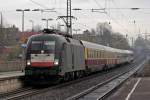 ES 64 U2-026 mit HKX 1800 nach Köln Hbf. bei der Durchfahrt in Recklinghausen 24.3.2014