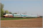 Die nchste Werbelok war 183 001 von Netinera mit dem ALX nach Regensburg Hbf. (19.04.2011, Kfering)