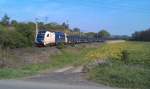 BR 183 der Wiener Lokalbahnen Cargo GmbH durchfhrt am 01.05.2012 mit einem leeren Autotransportwagenzug das Werntal bei Stetten.