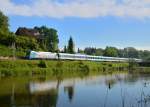 183 004 mit einem ALX nach München am 28.05.2013 bei Moosburg.