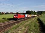 Die 185 292 mit einem Containerzug am 06.06.2014 unterwegs bei Dettenhofen.