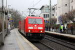 185 251-6  DB kommt aus Richtung Aachen-West mit einem LKW-Zug aus Zeebrugge-Ramskapelle(B) nach Novara(I) und fährt durch Aachen-Schanz in Richtung