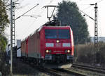 185 025-4 Doppeltraktion vor Güterzug durch Bonn-Beuel - 08.02.2018