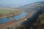 185 045-2 mit einem KLV-Zug bei Himmelstadt Richtung Würzburg, 16.03.2017