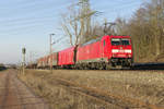185 225 bringt einen gemischten Güterzug aus Dillingen in Richtung Rbf. Saarbrücken. 16.02.2019 Ensdorf Saar