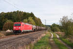 185 362 mit einem Kesselwagenzug bei Postbauer-Heng Richtung Nürnberg, 26.09.2018