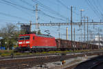 DB Lok 185 133-6 durchfährt den Bahnhof Pratteln.