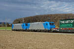 Im Dienste der BLS waren die beiden von Angel Train angemieteten R 185 aus Sicht des Bahnfotografen am 18. Februar 2022 bei Bollodingen in die falsche Richtung unterwegs.
Foto: Walter Ruetsch