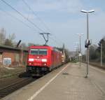 185 272-2 durchfhrt am 7.04.09 mit FZT 53601 Reinfeld (Holst.) auf dem Weg von Lbeck - Skandinavienkai (ALSK) nach Maschen Rbf (AM).